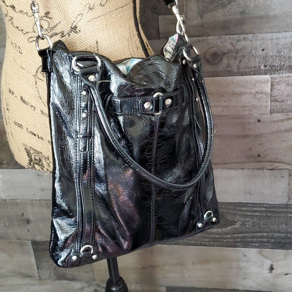 Roxy Black patent leather purse crossbody